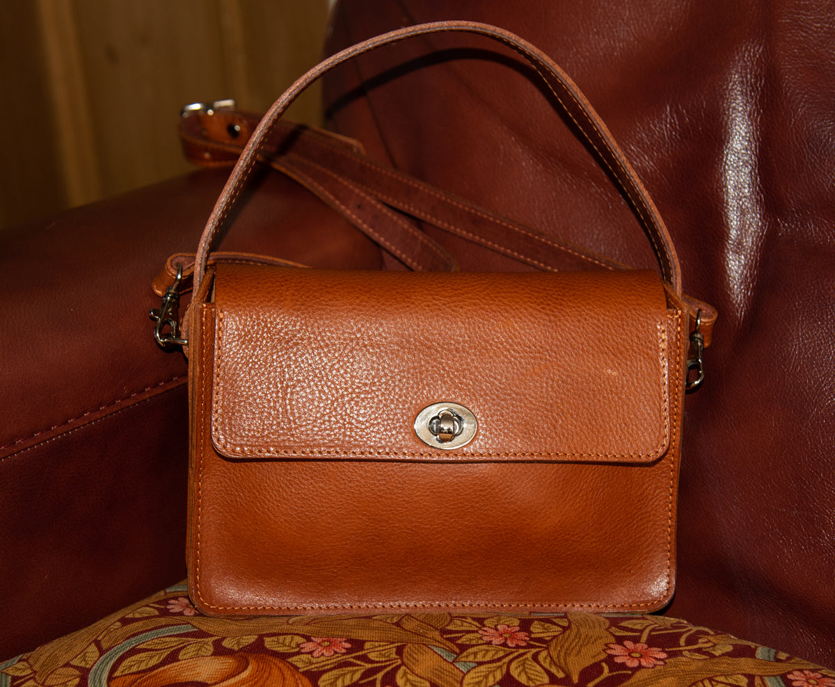 Collette crossbody bag in Tan natural vegetable tanned leather