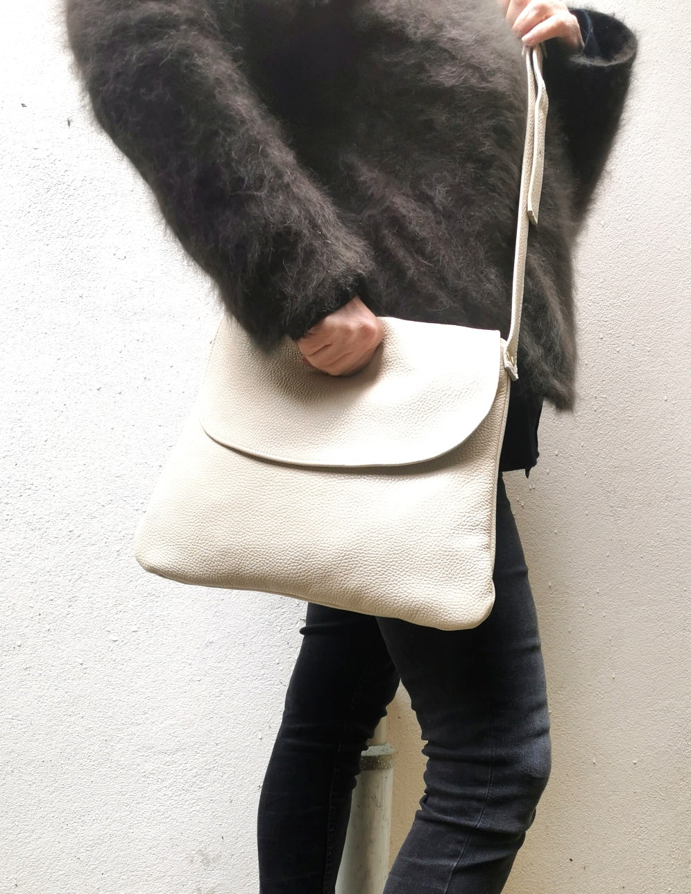 Minny Satchel  in cream pebble leather