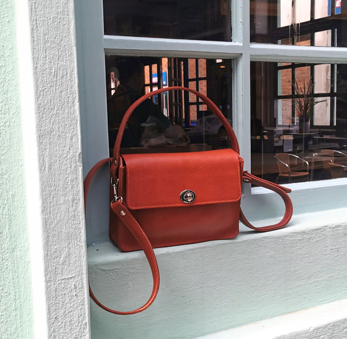 Collette crossbody bag in Tan natural vegetable tanned leather