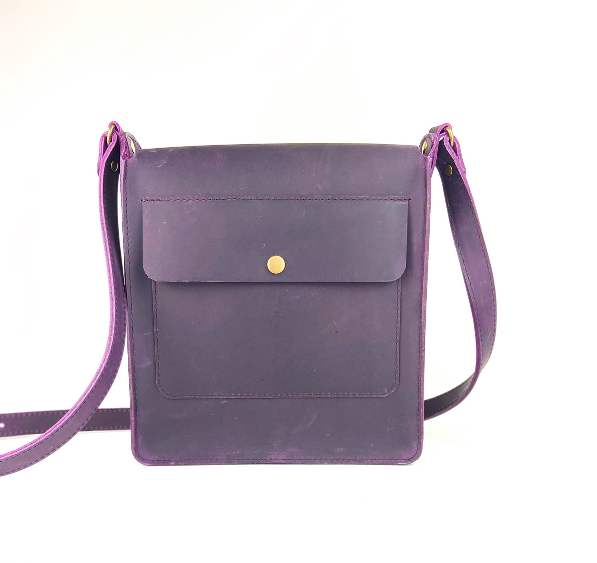 Flora Box crossbody bag in oiled cowhide