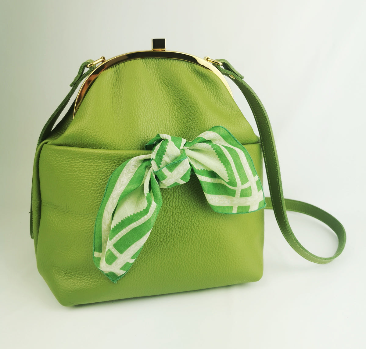 Emma rucksack in apple green