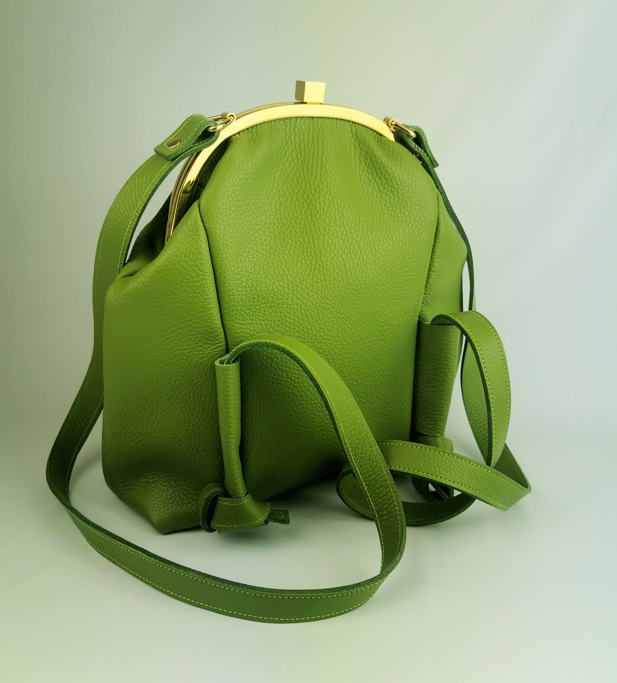 Emma rucksack in apple green