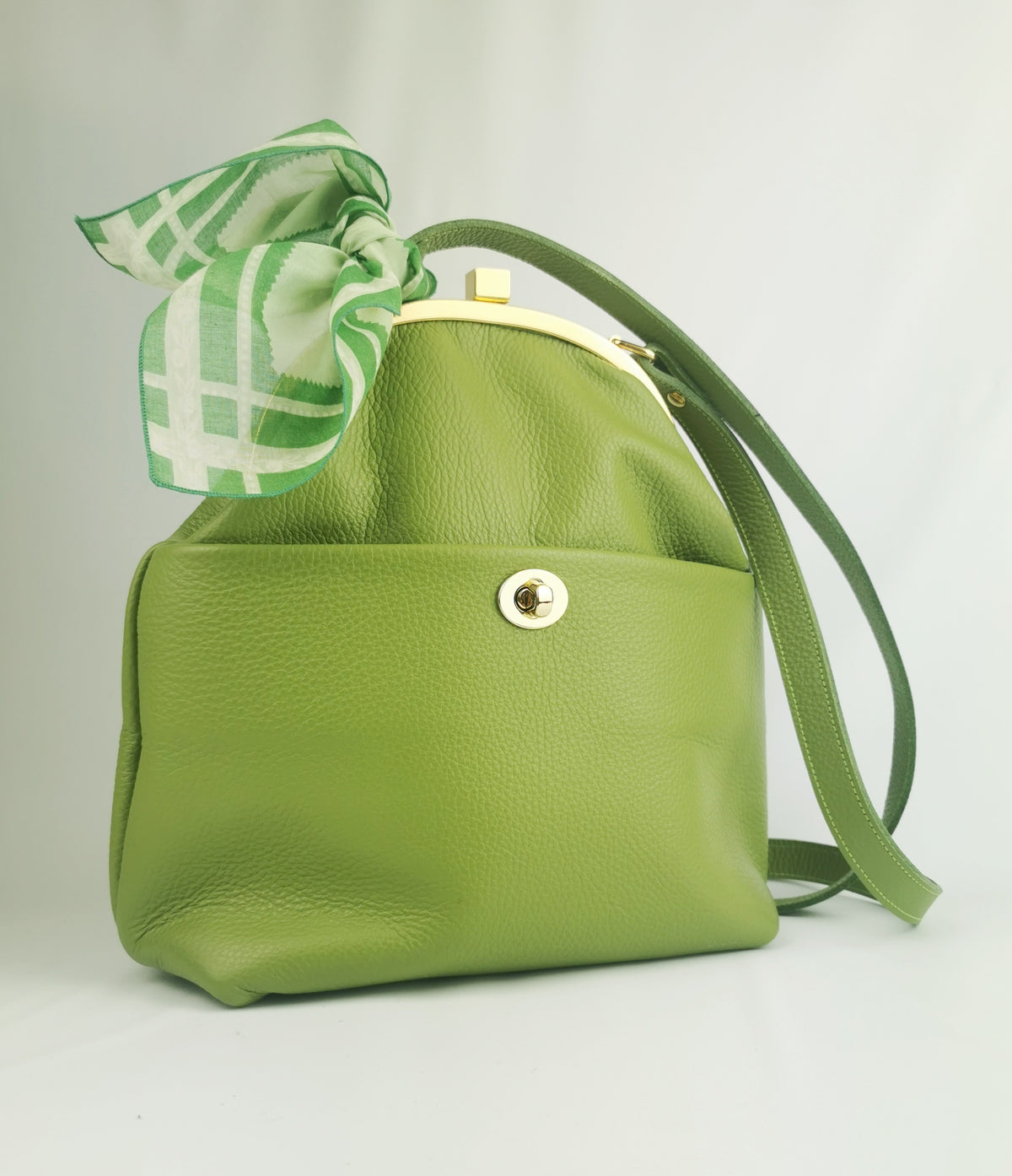 Emma rucksack in apple green