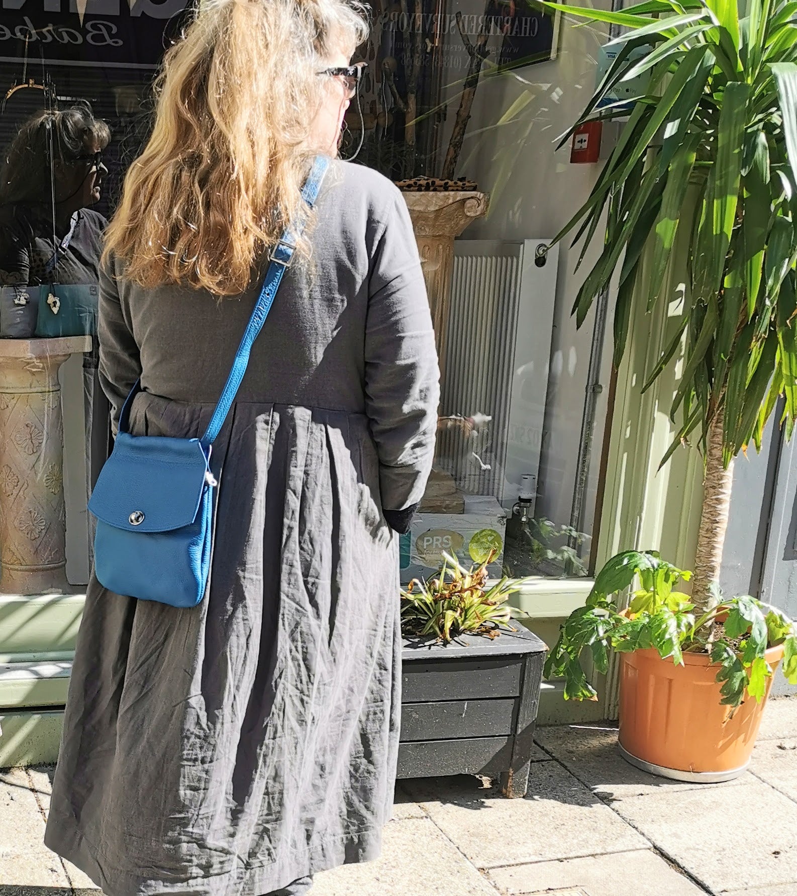 ショルダーバッグ・ポシェット ETRO Woman Shoulder bag Gnawed Blue WP1B0002AU022 B0071 ショルダーバッグ バッグ 「eL」Big Shoulder Bag/184697